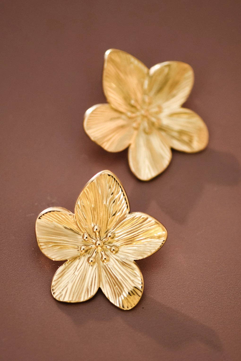 18K Gold Plated Waterproof Stainless Steel Stud Earrings - 7633: S0OX3T7633