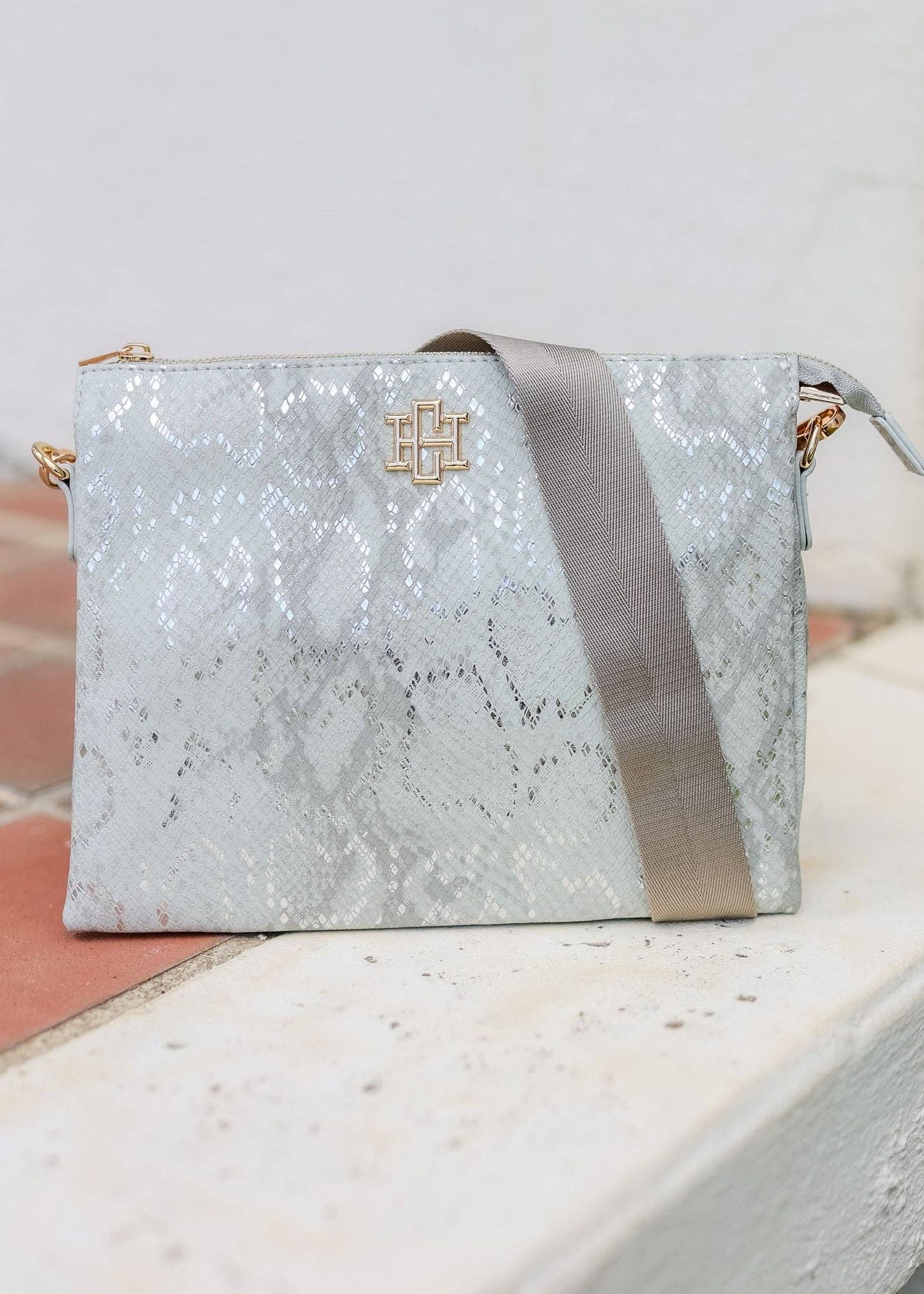 Ariana Quilted Crossbody METALLIC GRAY