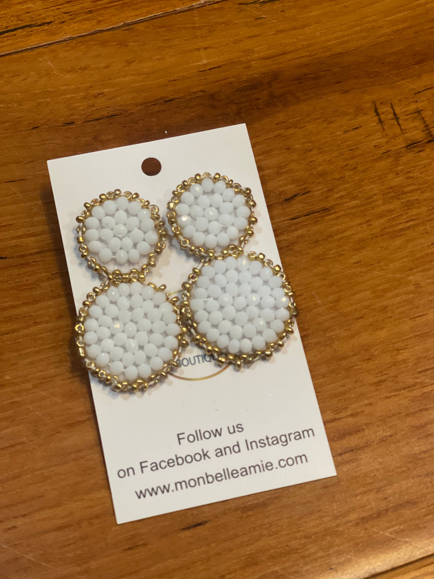 Whte and Gold Circle Earrings