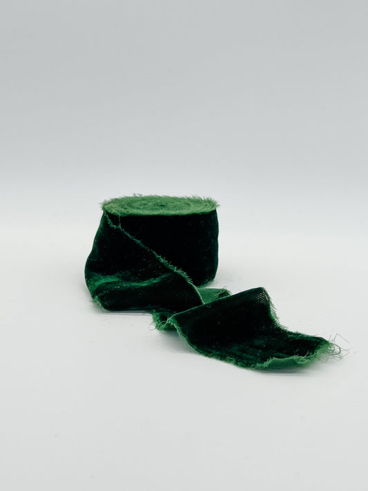 Velvet Ribbon - Raw Edge - GREEN