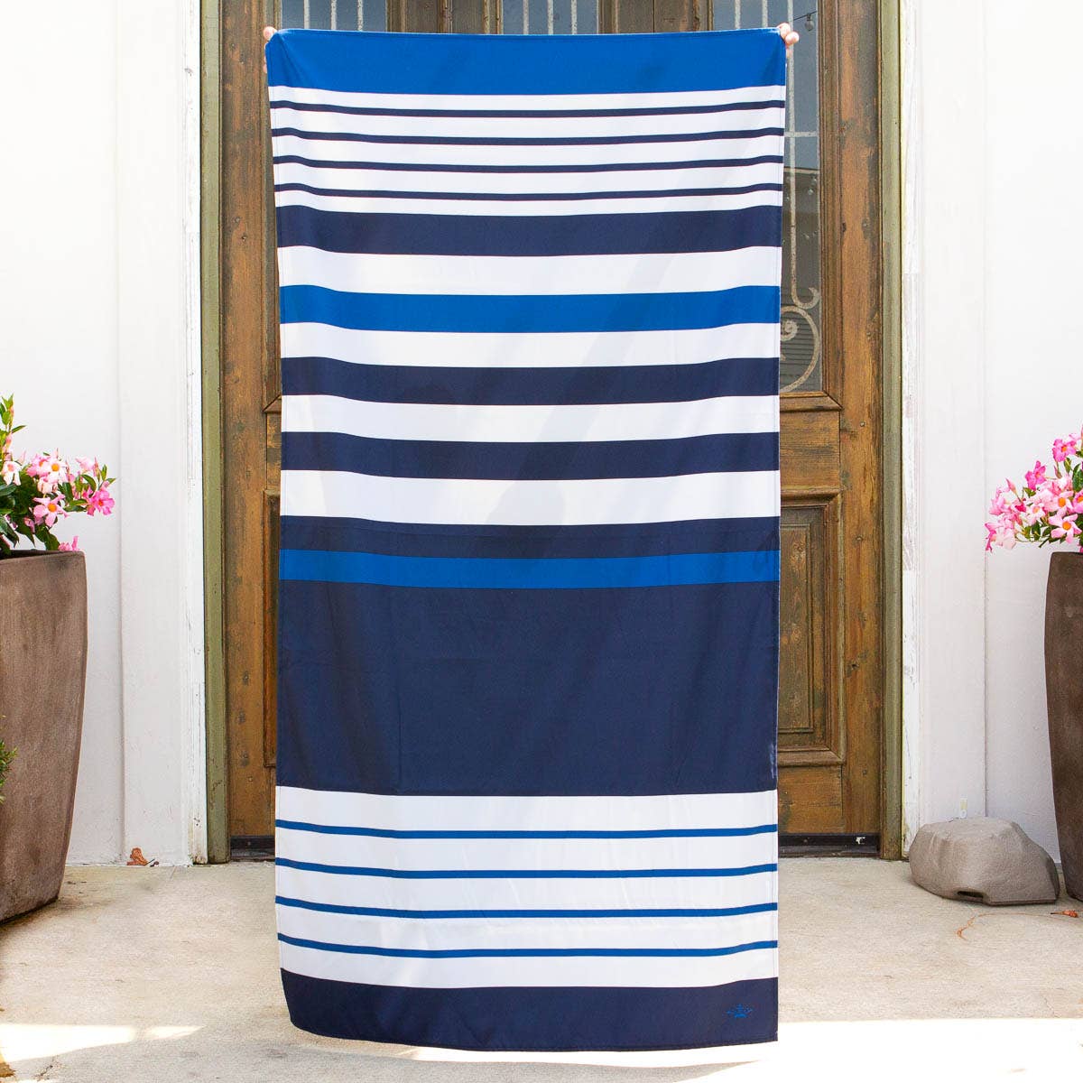 Landry Beach Towel Navy/Blue 34x70