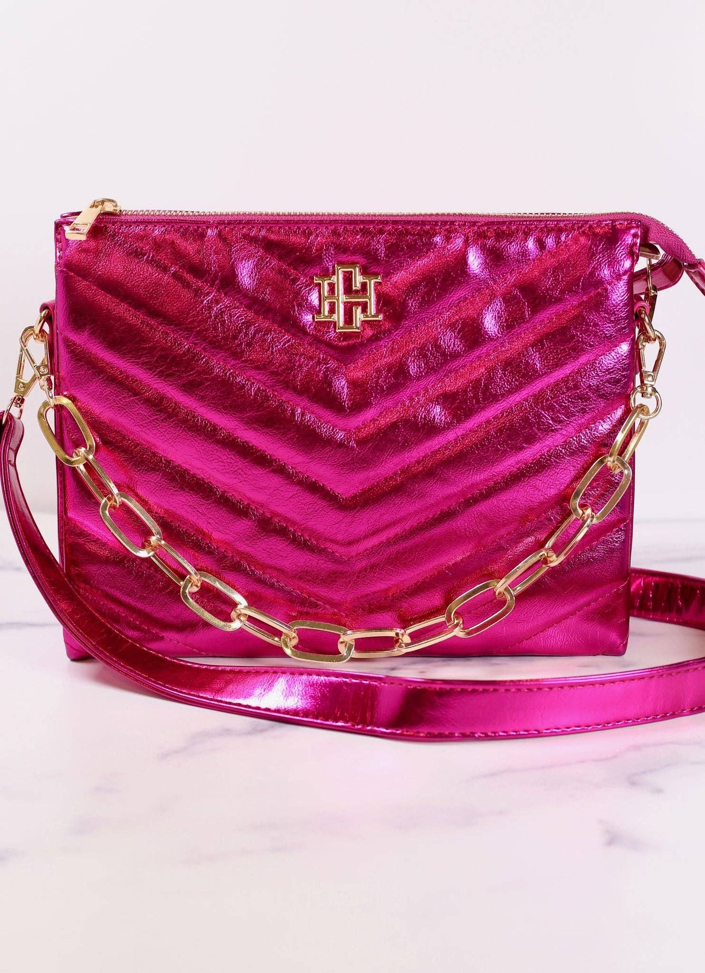 Ariana Crossbody METALLIC FUCHSIA