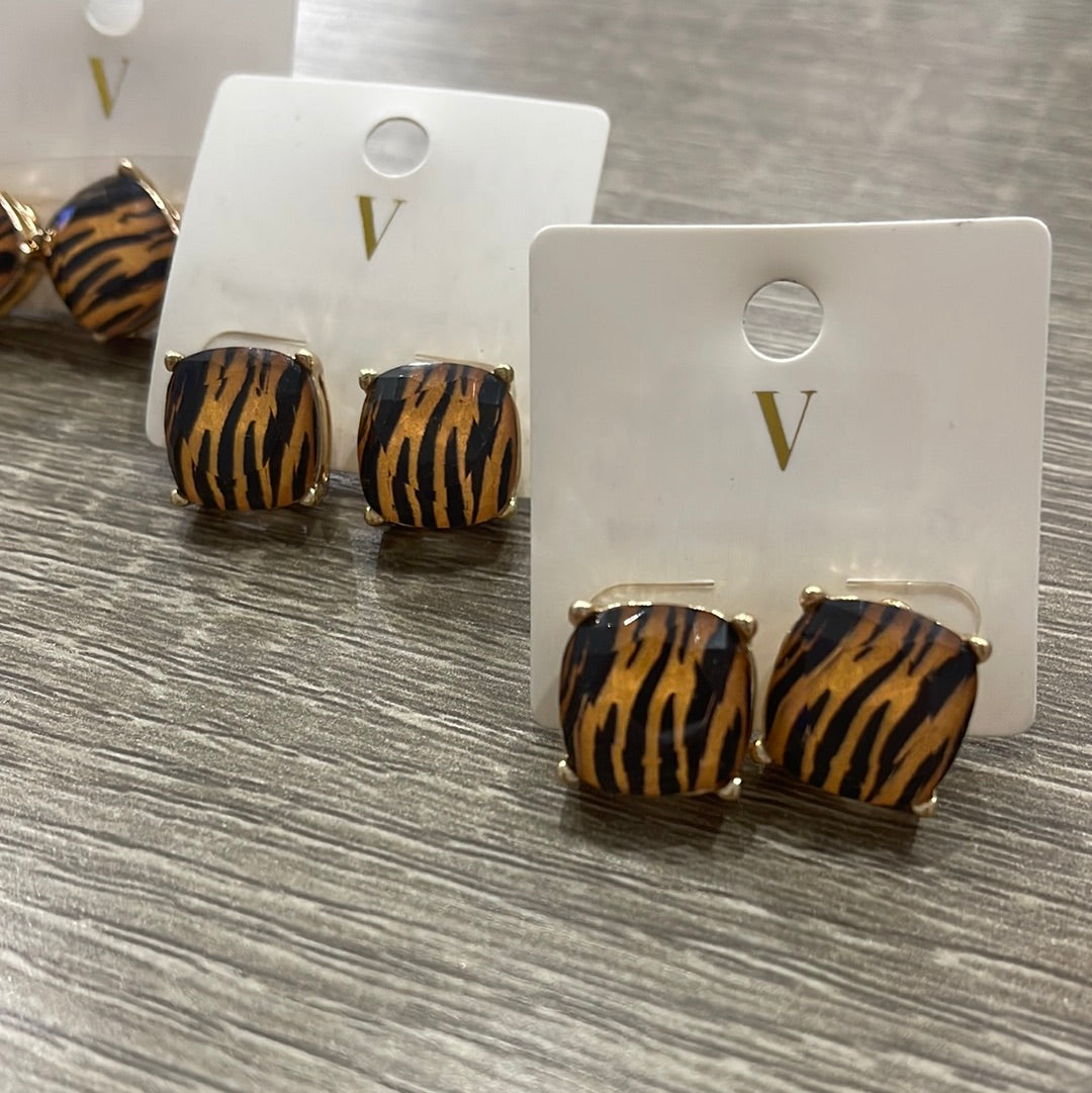 Tiger Stripe Stud