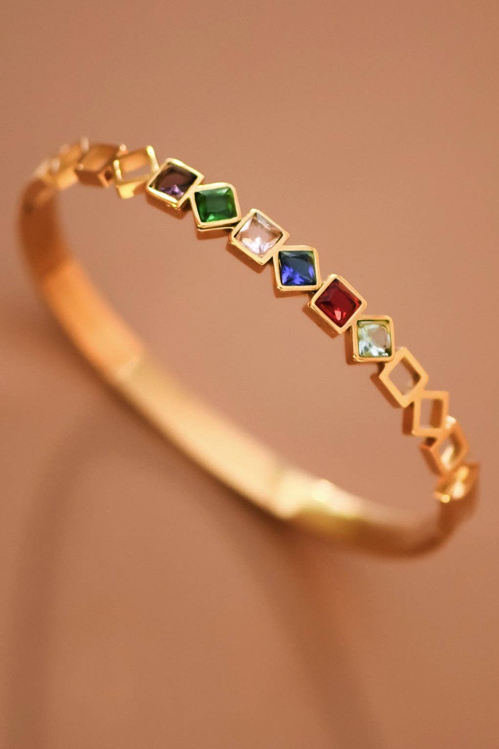 18K Gold PVD Plated Waterproof Stainless Steel Bangle - 7718: S0OX3T7718