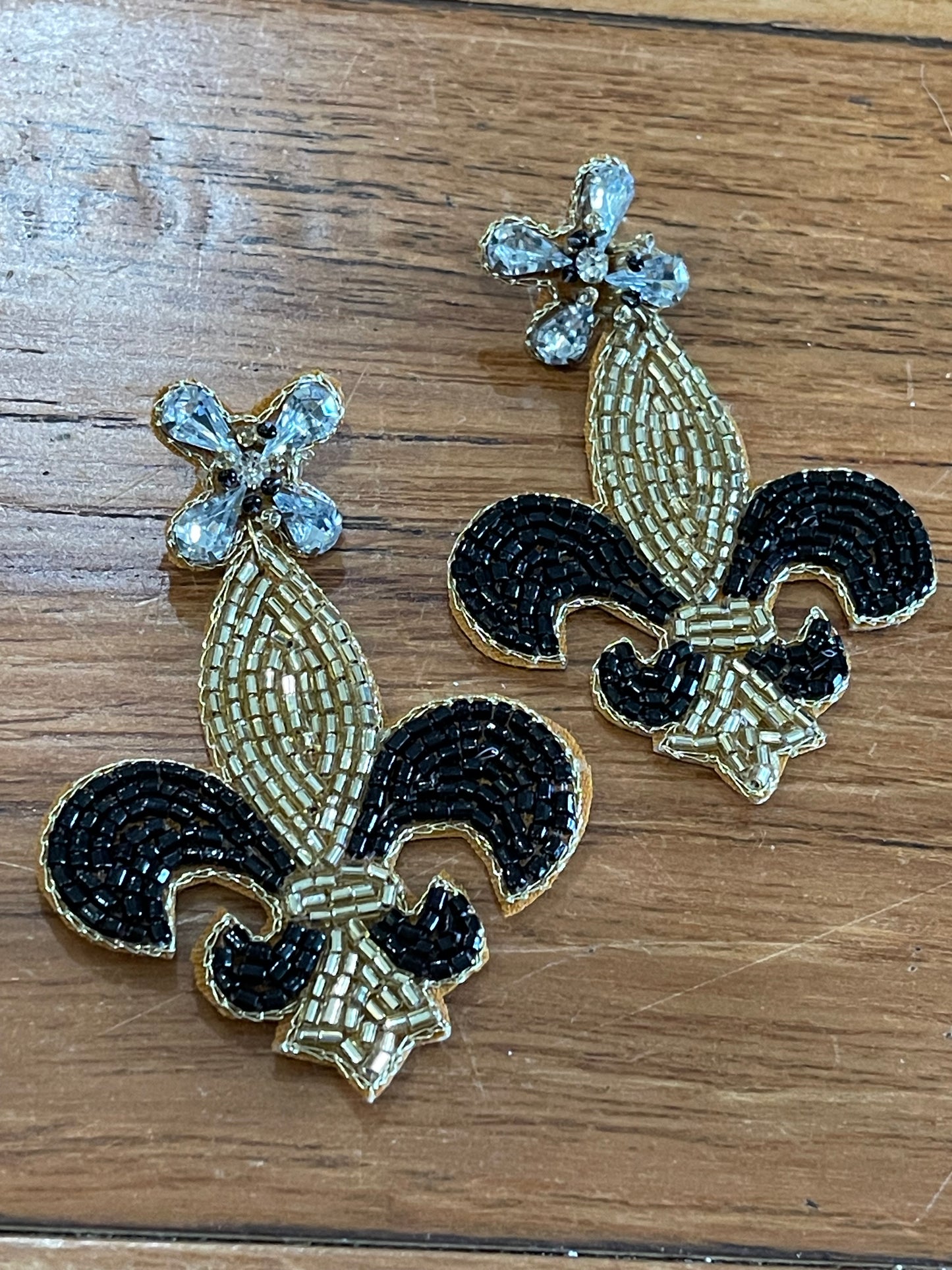 Gorgeous Black and Gold Beaded Fleur de Lis Earrings