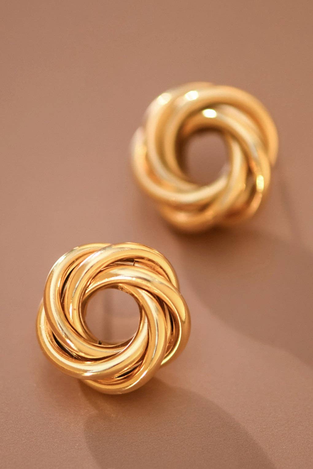 18K Gold Plated Waterproof Stainless Steel Stud Earrings - 7786: S0OX3T7786