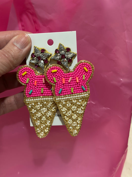 Magic Scoop Dangles