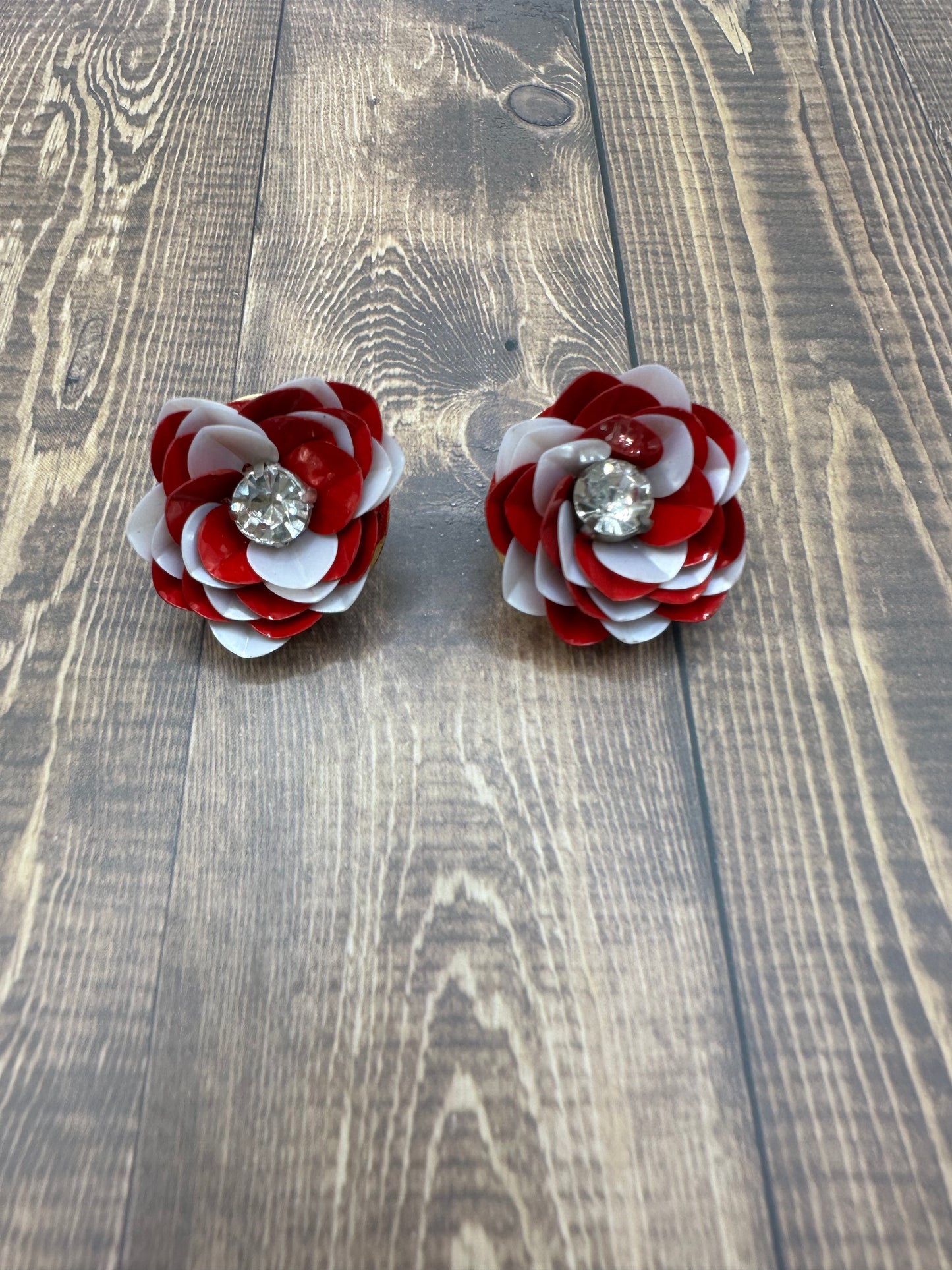 Red and White Sequin Flower Stud Earrings