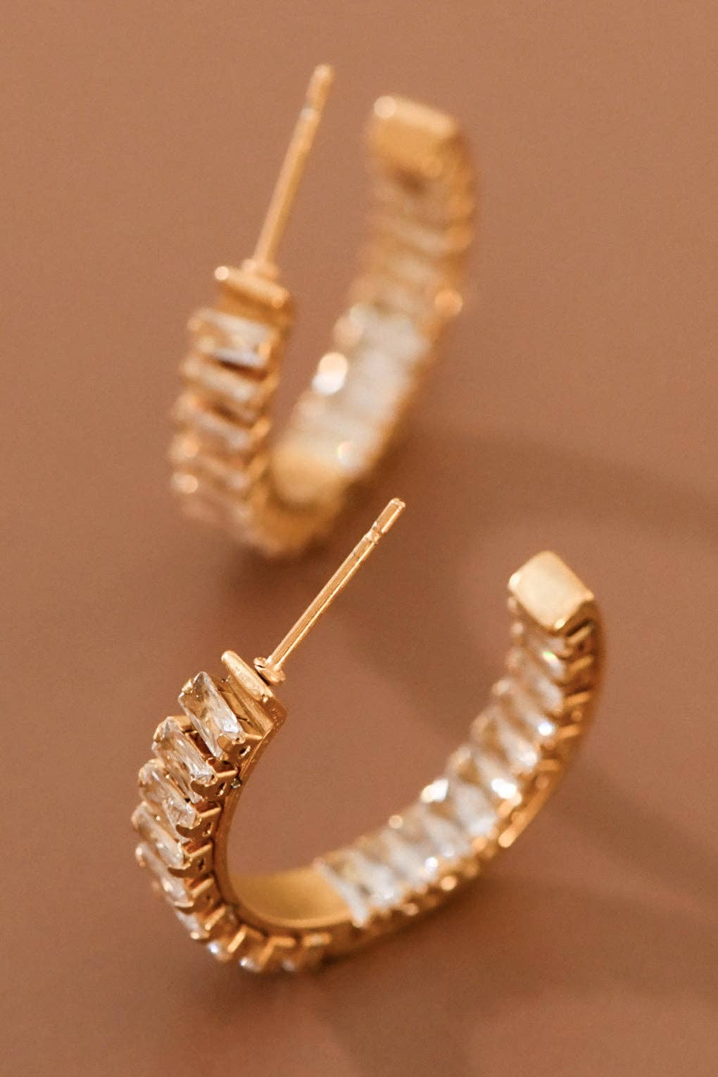 18K Gold Plated Stainless Steel Rhinestone Hoop Earrings - 7983: S0OX3T7983
