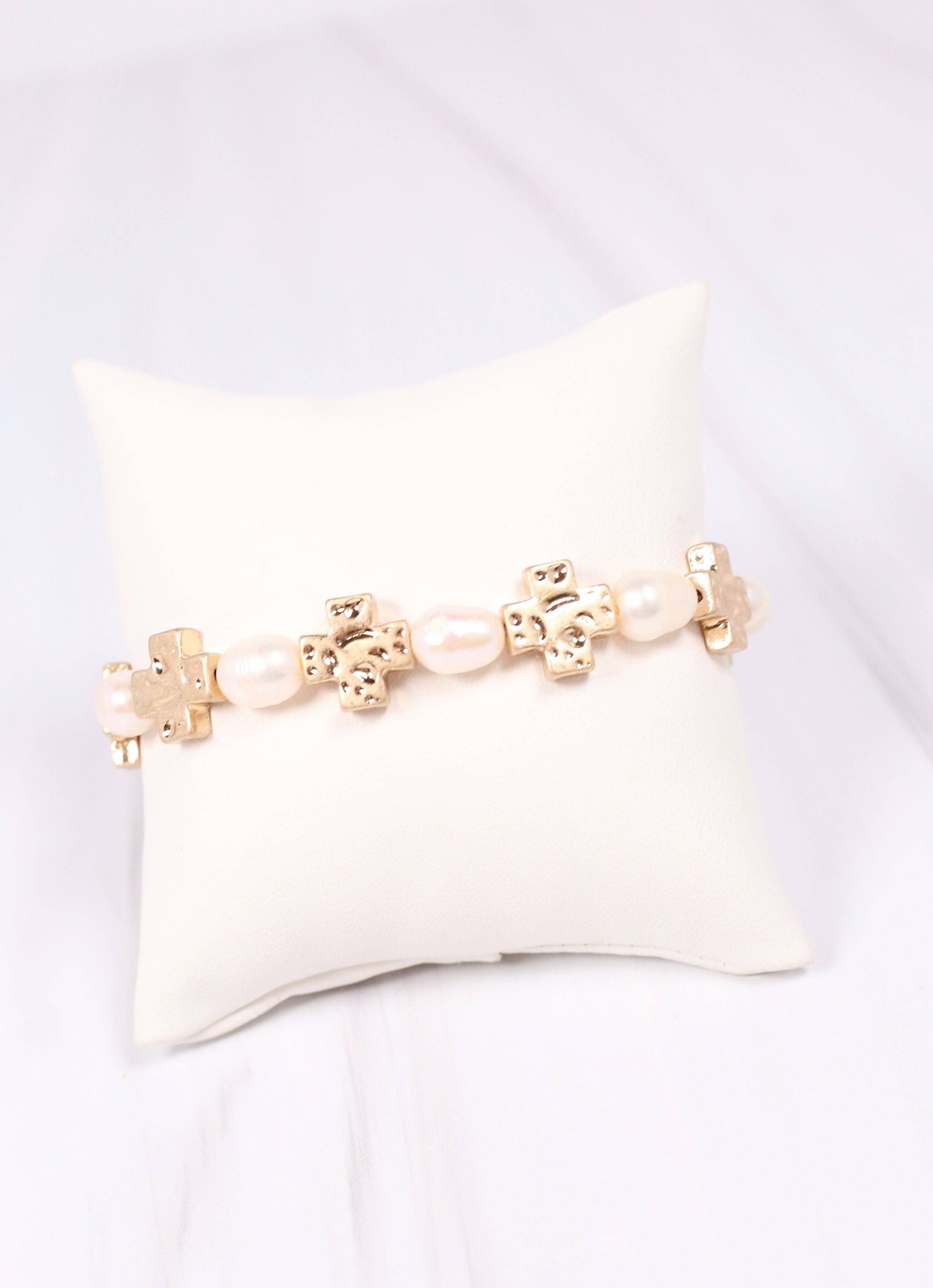Mary Cross and Pearl Bracelet GOLD