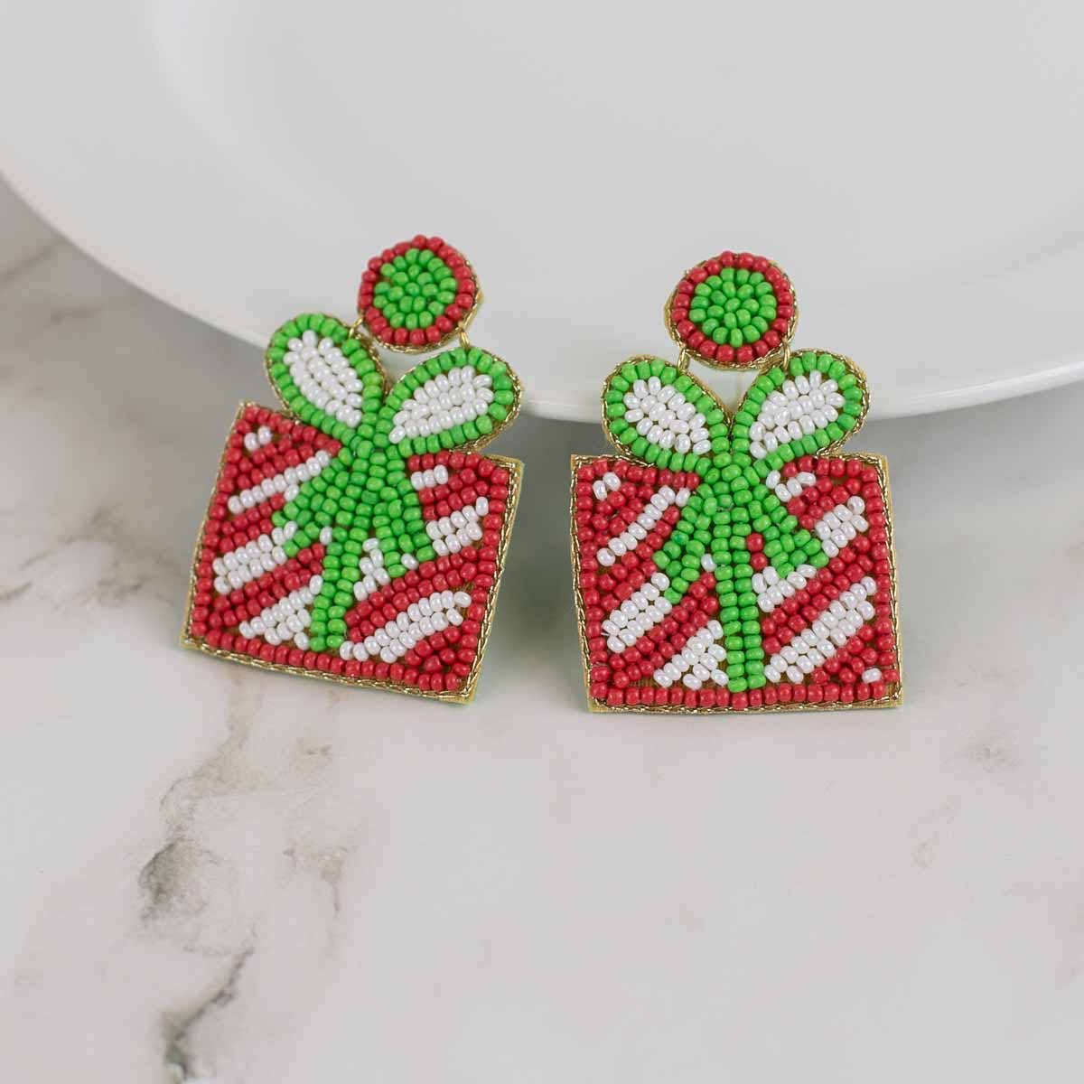 Christmas Present Beaded Earrings   Red/Green   1.75"