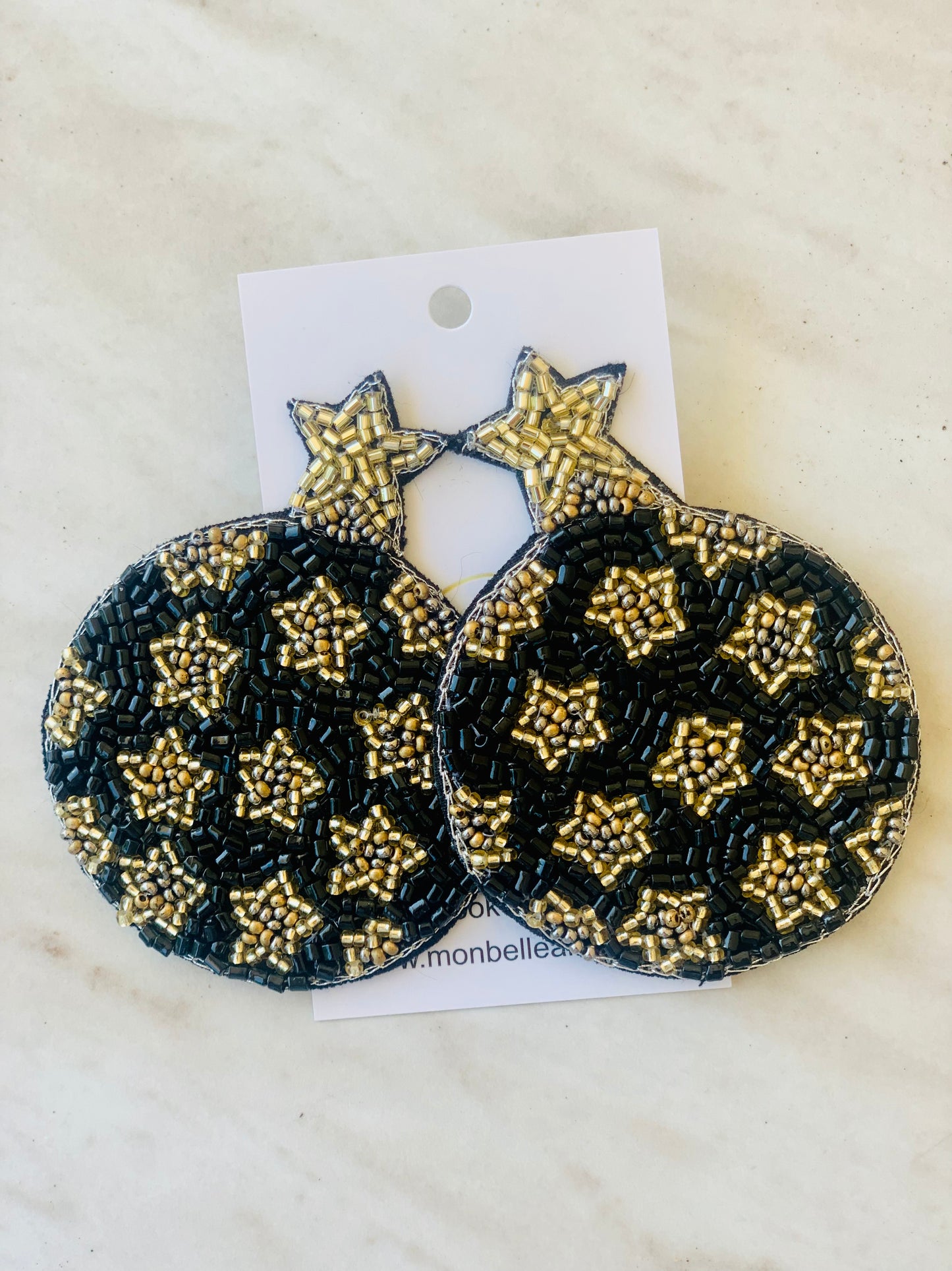 Kaylee Black and Gold Star Circle Earrings